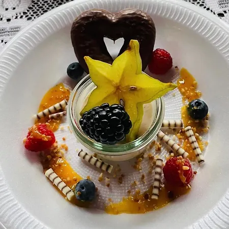 מלון Und Restaurant Adler אופנבורג