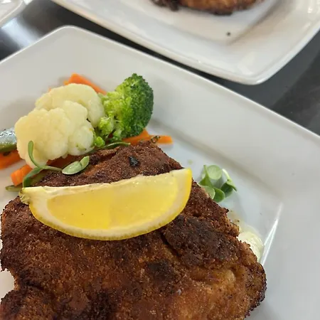 Und Restaurant Adler 3*