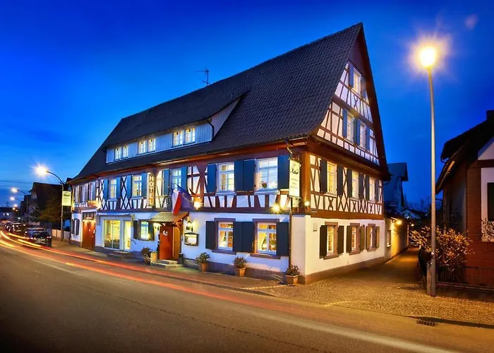 ホテル Und Restaurant Adler